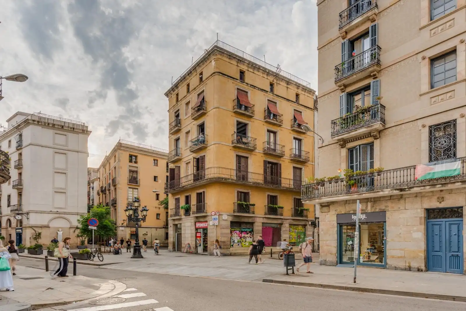 Study for sale in Barcelona, Barcelona