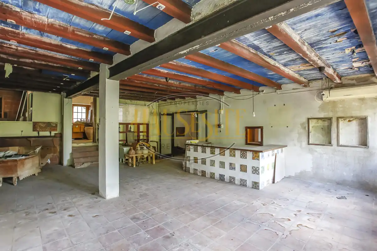 Country homes for sale in Torrelavit