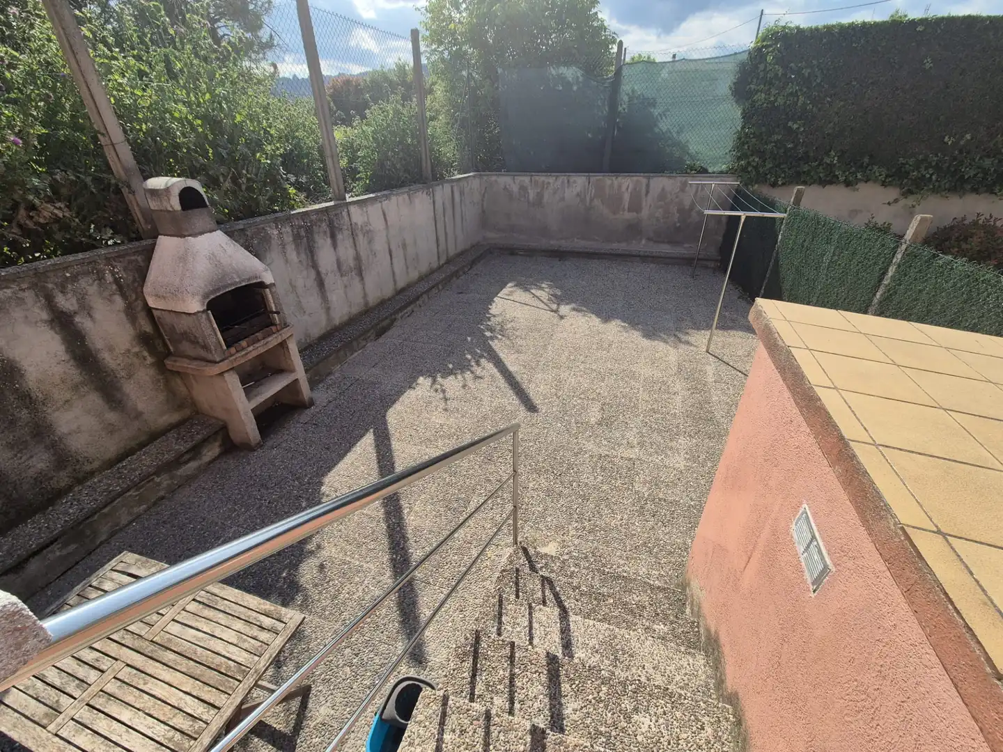 Terrasse von Einfamilien-Reihenhaus zum Verkauf in Les Masies de Voltregà mit Heizung, Privatgarten und Terrasse