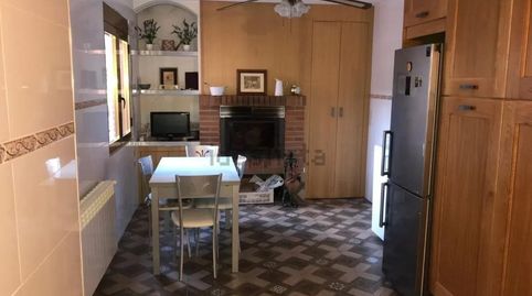 Foto 3 de Casa adosada en venta en Madrigueras, Albacete