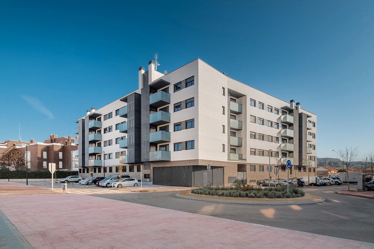 Exterior view of Premises to rent in Alcalá de Henares