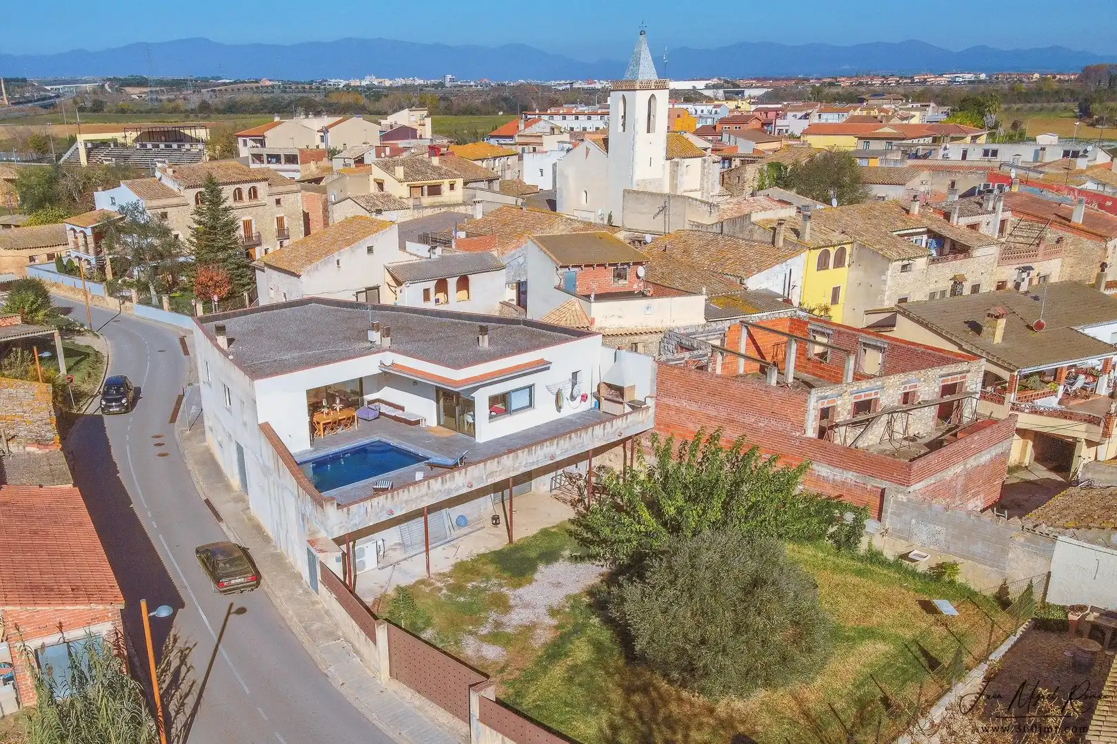 Vista exterior de Casa o xalet en venda en Santa Llogaia d'Àlguema amb Aire condicionat, Terrassa i Traster