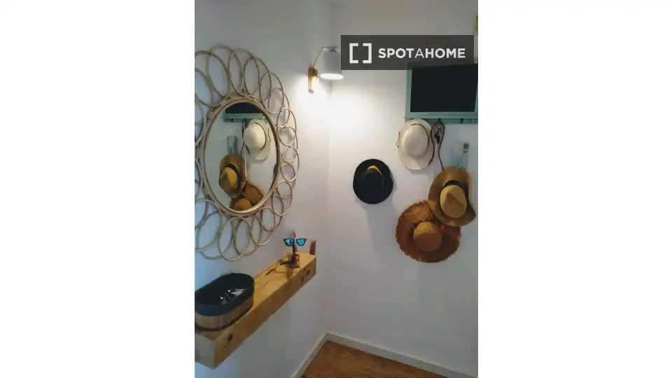 Flat with terrace to rent in Pobles del Sud, imagen 15