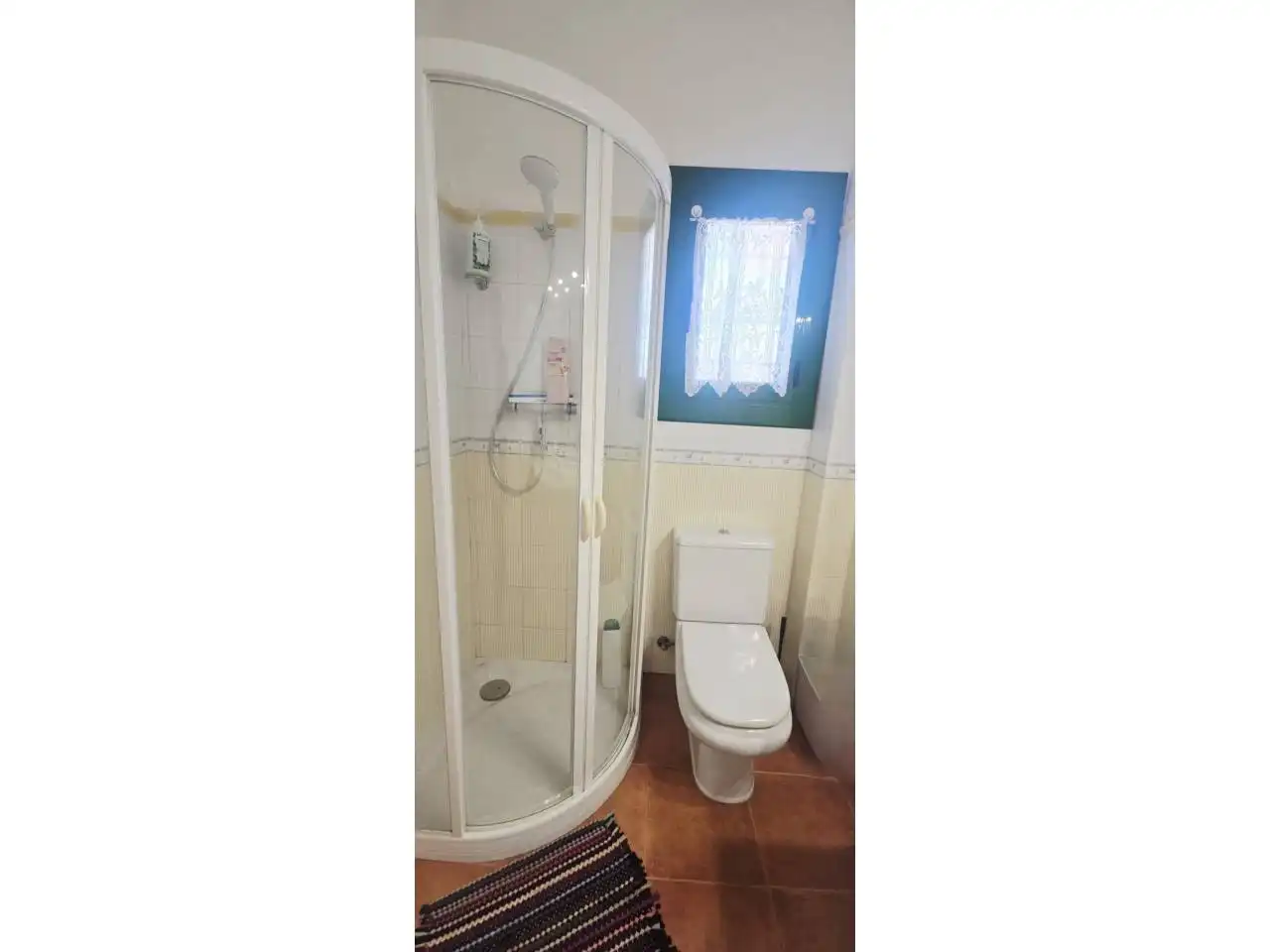 Bany de Casa o xalet en venda en Torredembarra amb Aire condicionat, Calefacció i Jardí privat
