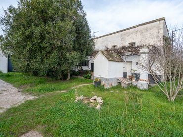 Casa rústica amb piscina en venda a Cami de Prades 2