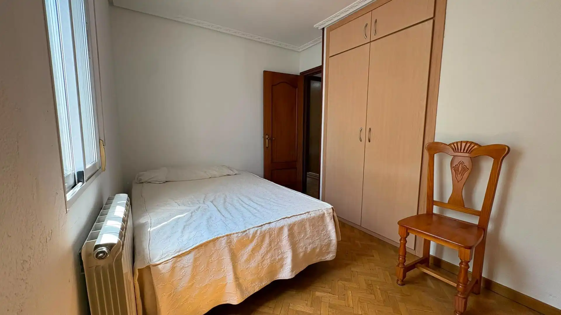 Habitación de Piso en venta en Guadalajara con Calefacción