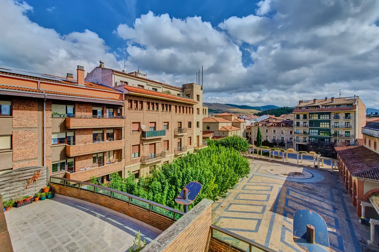 Vista exterior de Piso en venta en Huarte / Uharte, Navarra