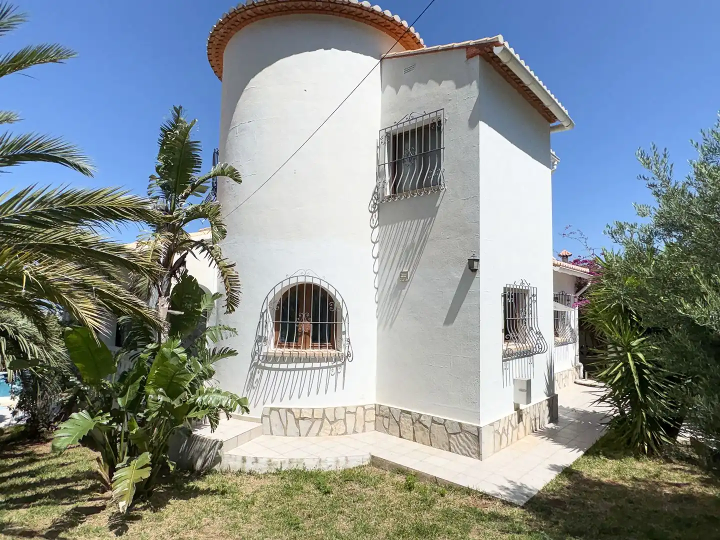 Vista exterior de Casa o chalet en venta en Dénia con Aire acondicionado, Calefacción y Jardín privado