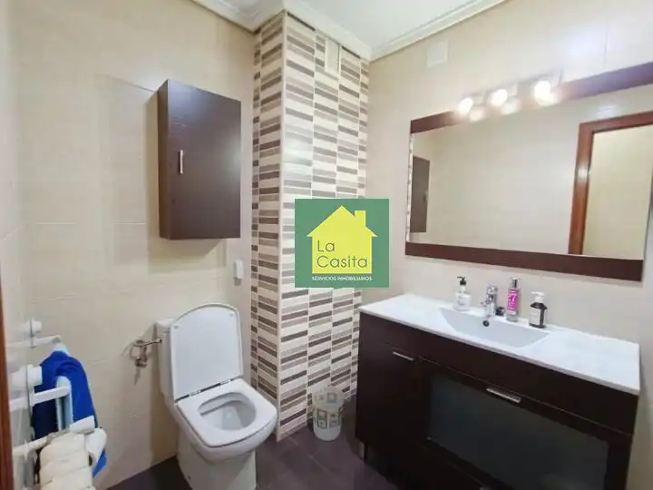 Flat with terrace for sale in Feria, imagen 2