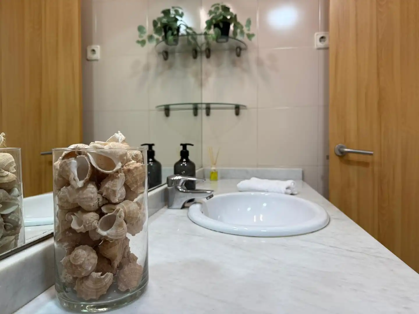 Bany de Planta baixa en venda en Granollers amb Parquet i Terrassa