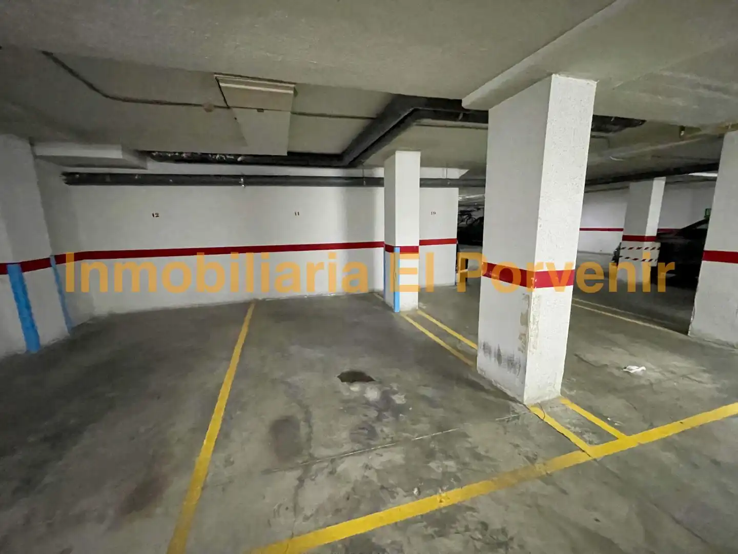 Parkplatz von Wohnung zum Verkauf in Torrent mit Klimaanlage, Heizung und Balkon