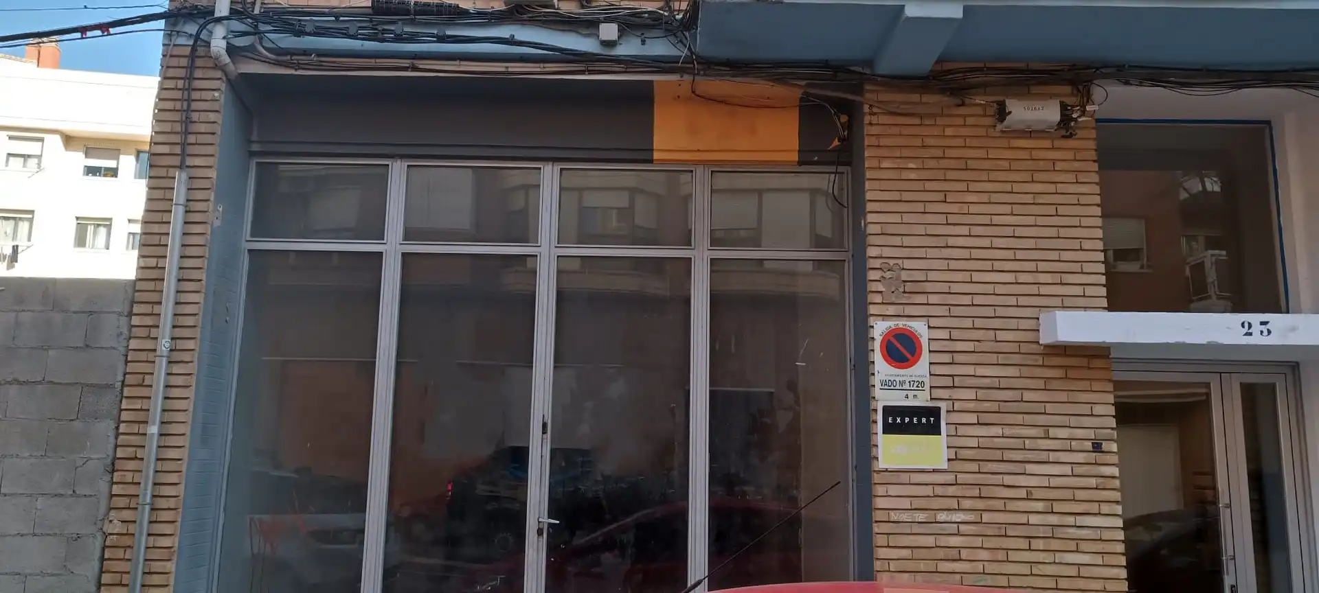 Local comercial de lloguer a Santo Domingo y San Martín, imagen 2
