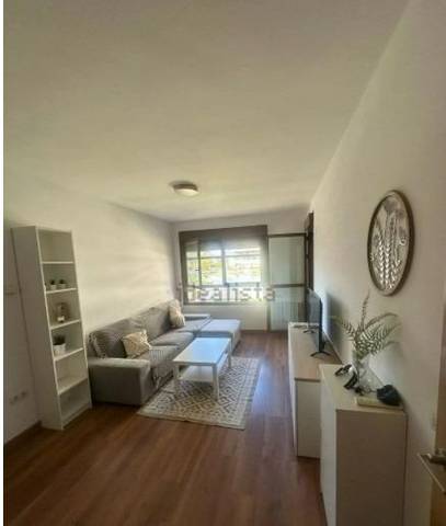 Piso en Alquiler en PAU 5