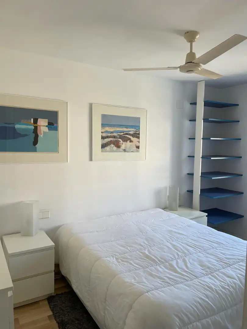 Habitación de Apartamento de alquiler en Cullera con Parquet, Terraza y Amueblado