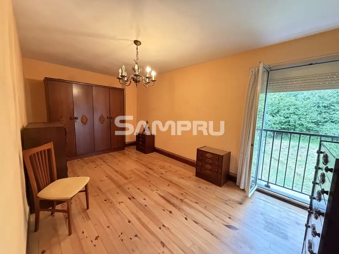 Habitación de Piso en venta en Bergara con Calefacción