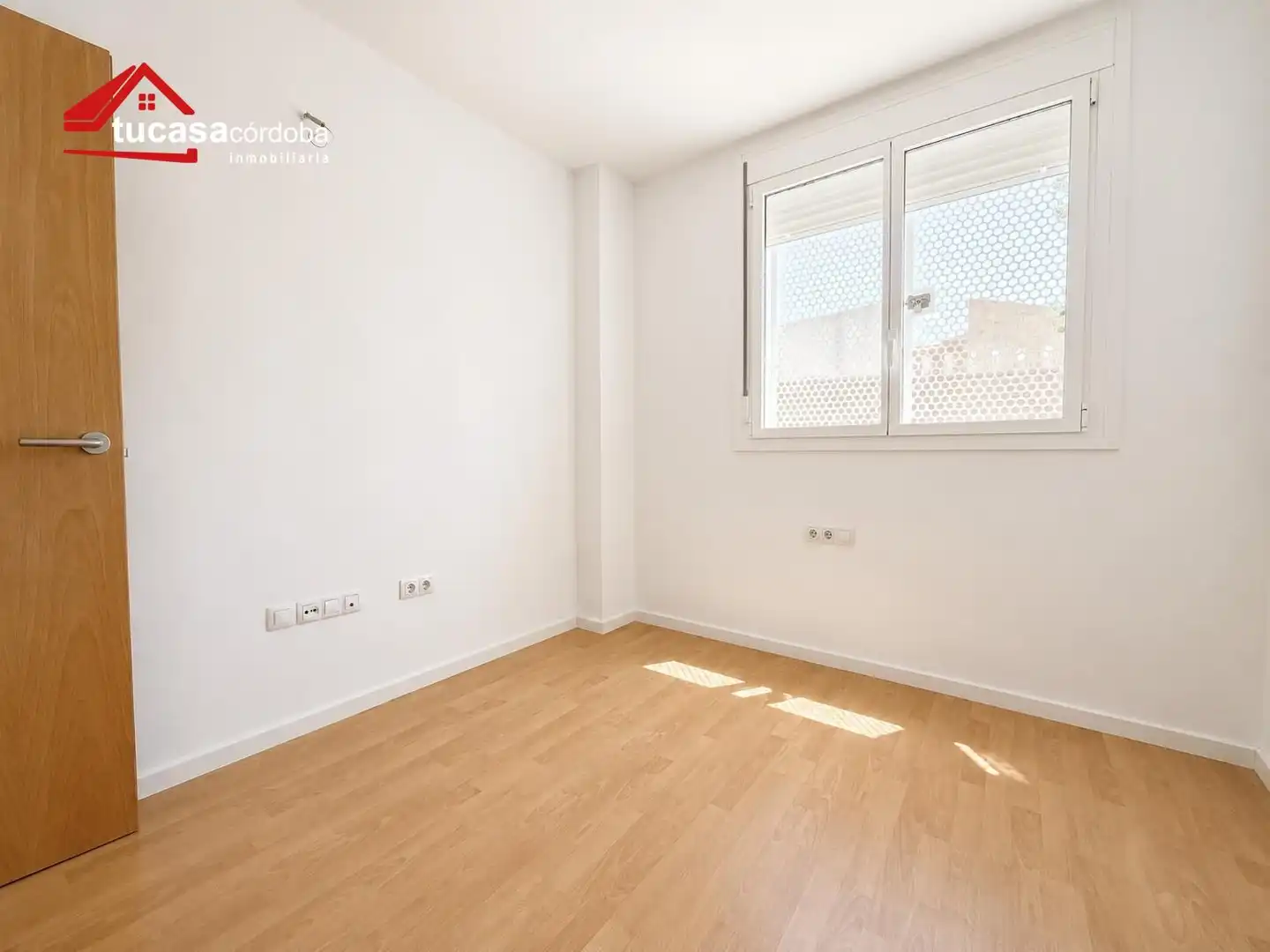 Habitación de Planta baja en venta en Córdoba con Aire acondicionado, Terraza y Trastero