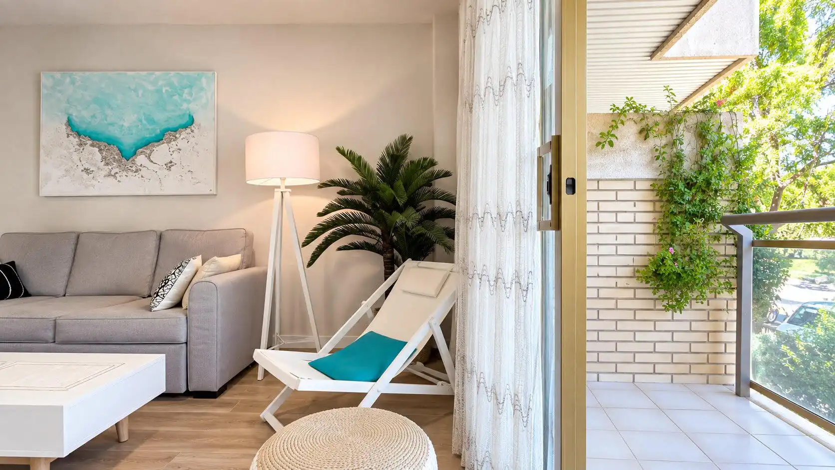 Sala d'estar de Pis en venda en Cambrils amb Terrassa, Traster i Moblat