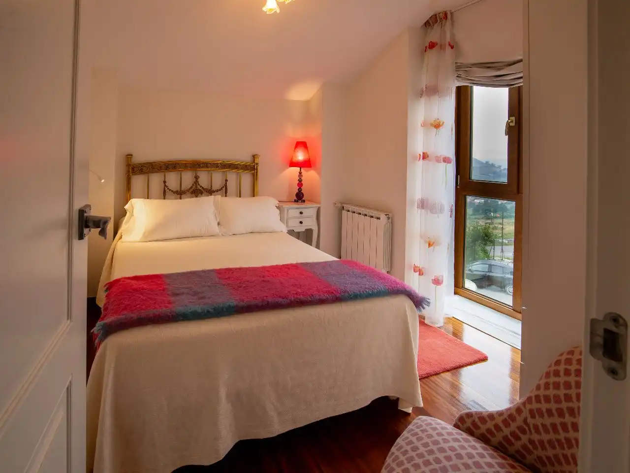 Dormitori de Casa o xalet en venda en Santillana del Mar amb Terrassa i Balcó
