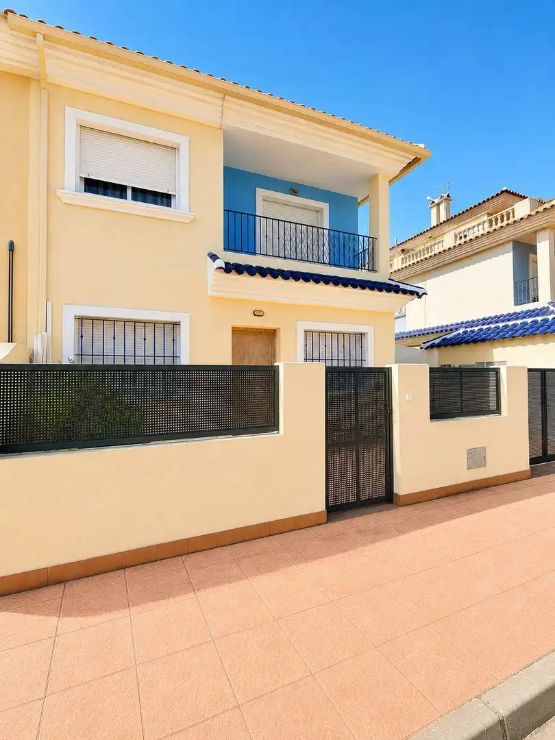 Casa con terrazza in vendita a Calle sanjavier