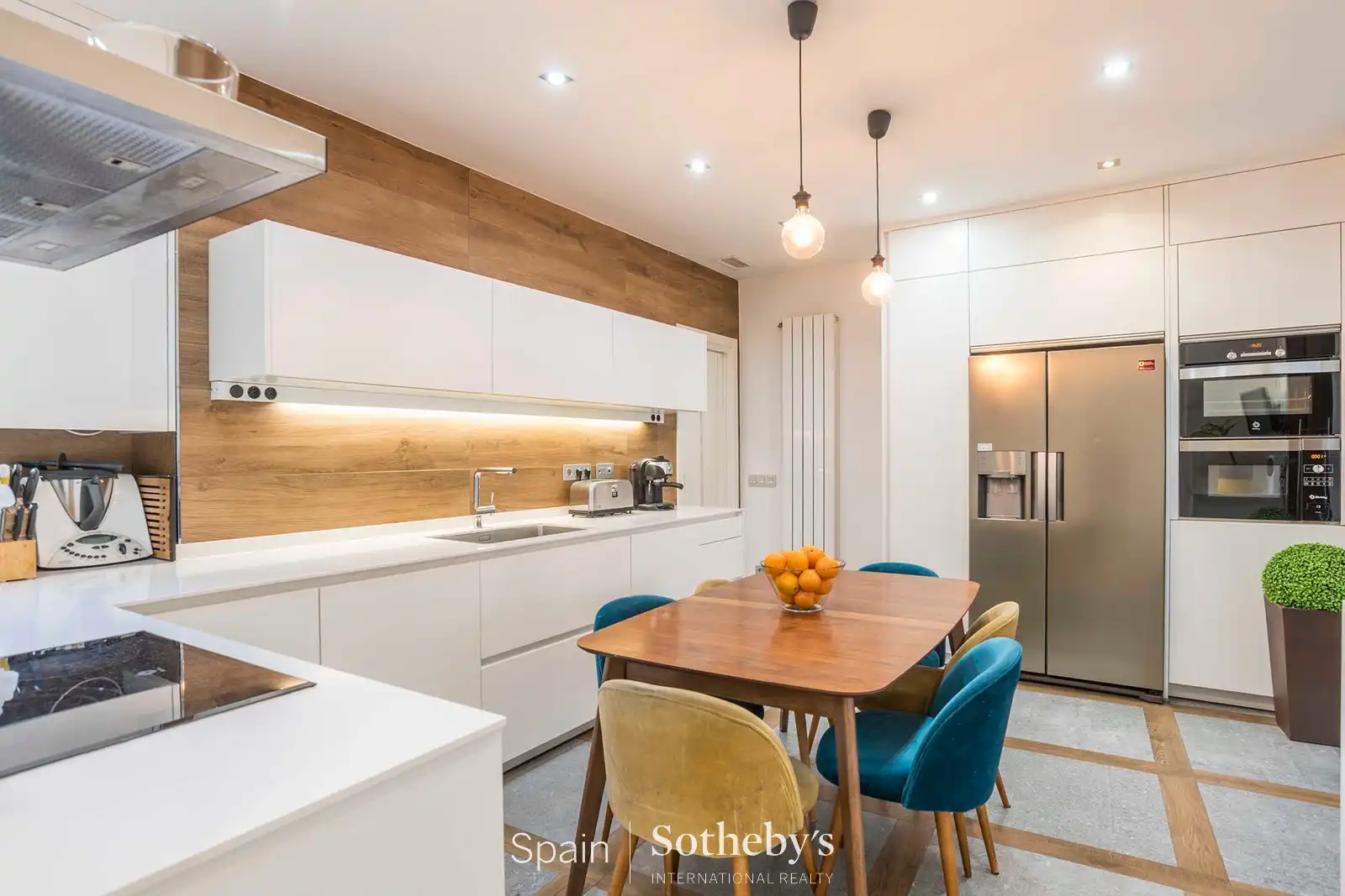 Cuina de Apartament en venda en Madrid amb Aire condicionat, Calefacció i Terrassa