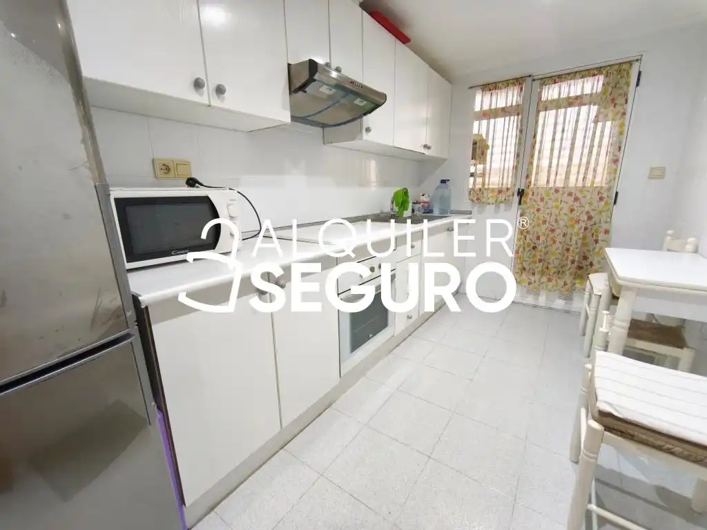 Piso de alquiler en Manuel Maciá Sempere, Altozano - Conde Lumiares