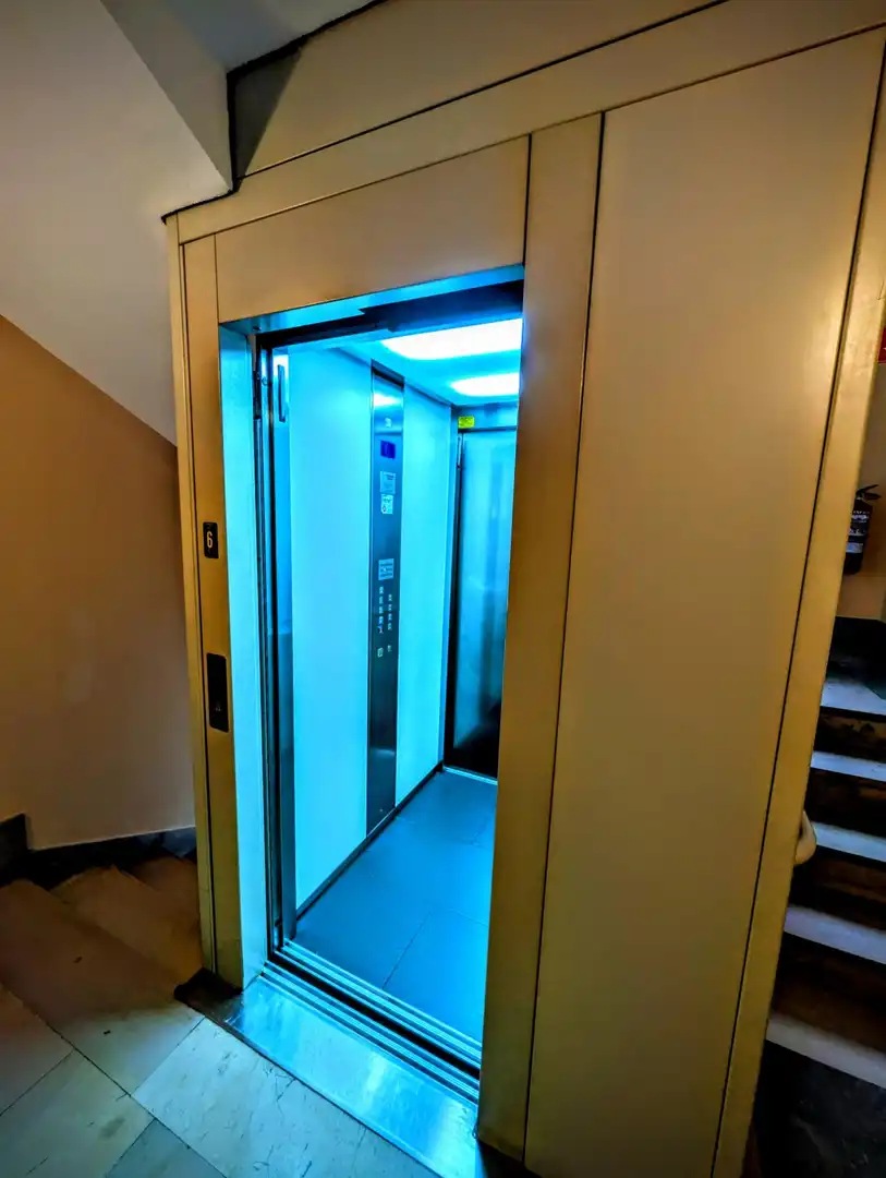 Piso en venta en Bilbao  con Calefacción, Terraza y Trastero