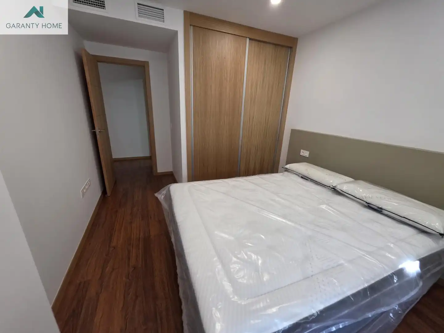 Bedroom of Flat for rent in Rincón de la Victoria  with Air Conditioner, Heating and Terrace