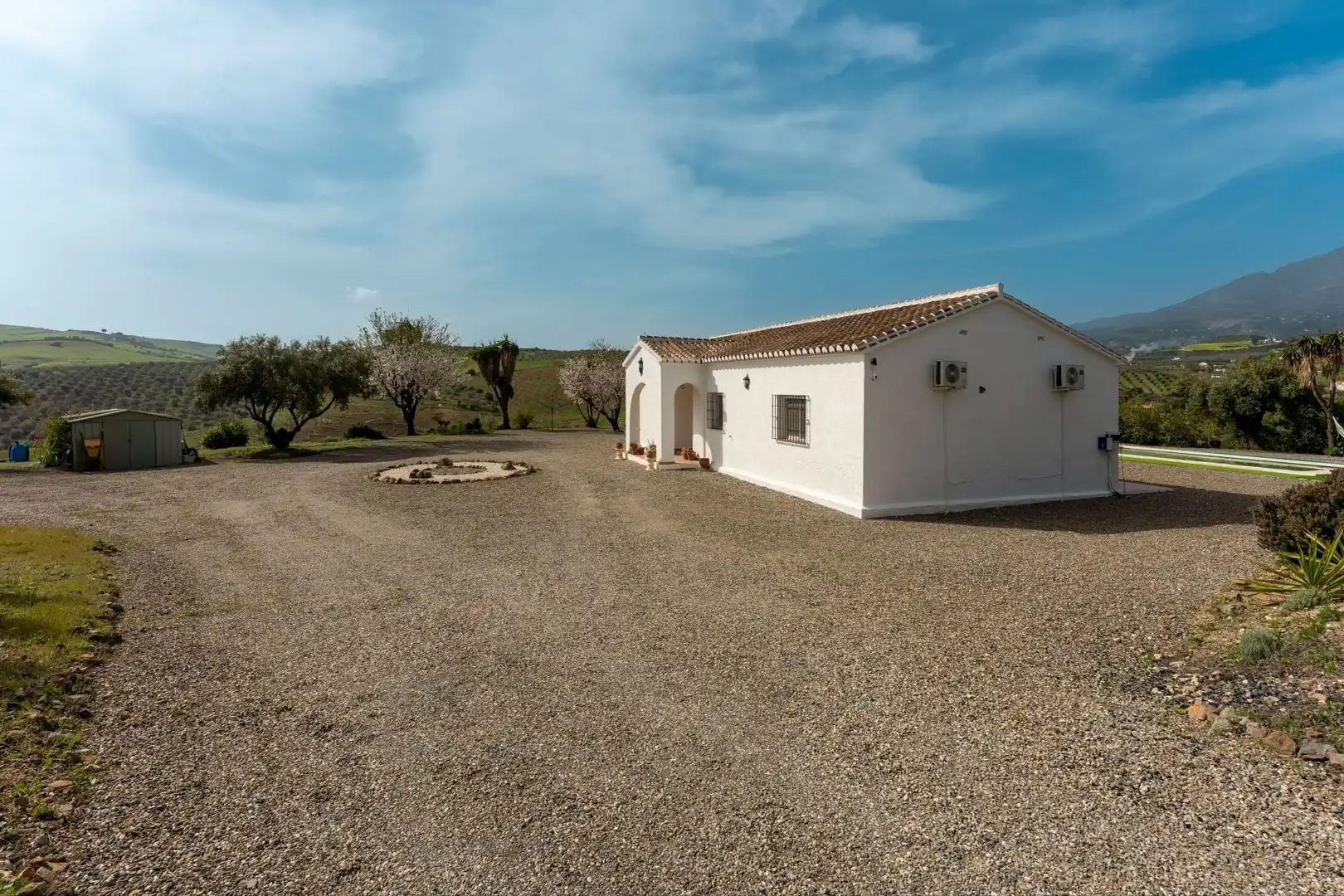 Casa rústica amb piscina en venda a Casarabonela, imagen 51