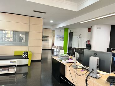 Gewerbefläche zur Miete in Centre