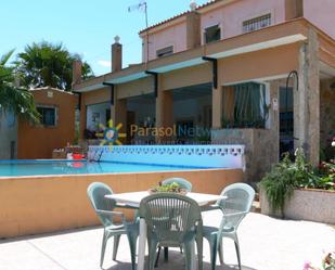 Piscina de Casa o xalet en venda en Alzira amb Terrassa, Piscina i Balcó