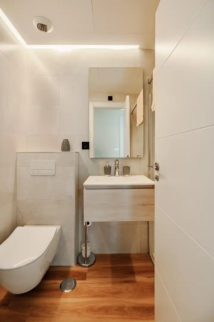 Baño de Apartamento en venta en Estepona con Aire acondicionado, Calefacción y Amueblado