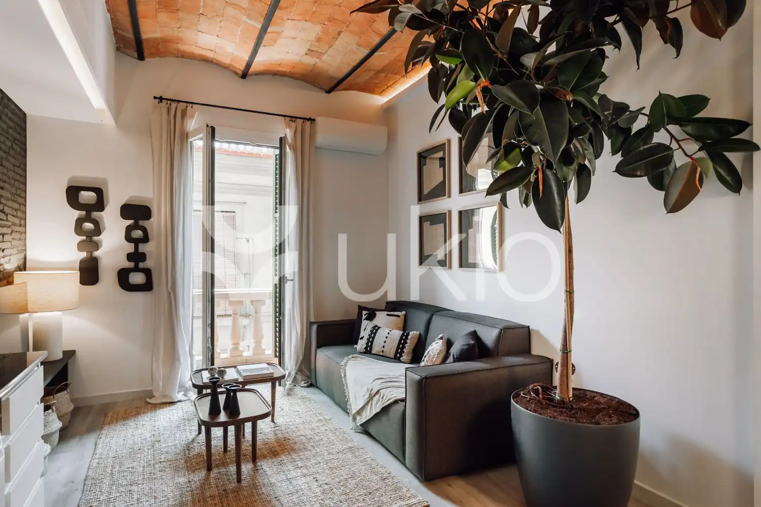 Living room of Apartments for rent in Barcelona  with Air Conditioner, Heating and Furnished