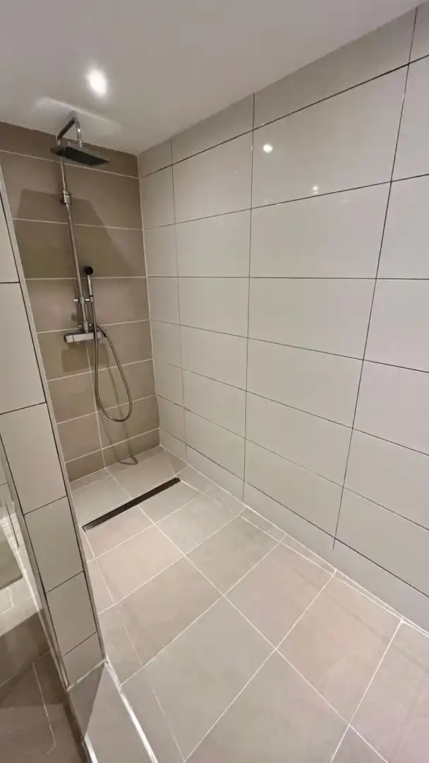 Baño de Apartamento de alquiler en Benalmádena con Aire acondicionado, Calefacción y Terraza