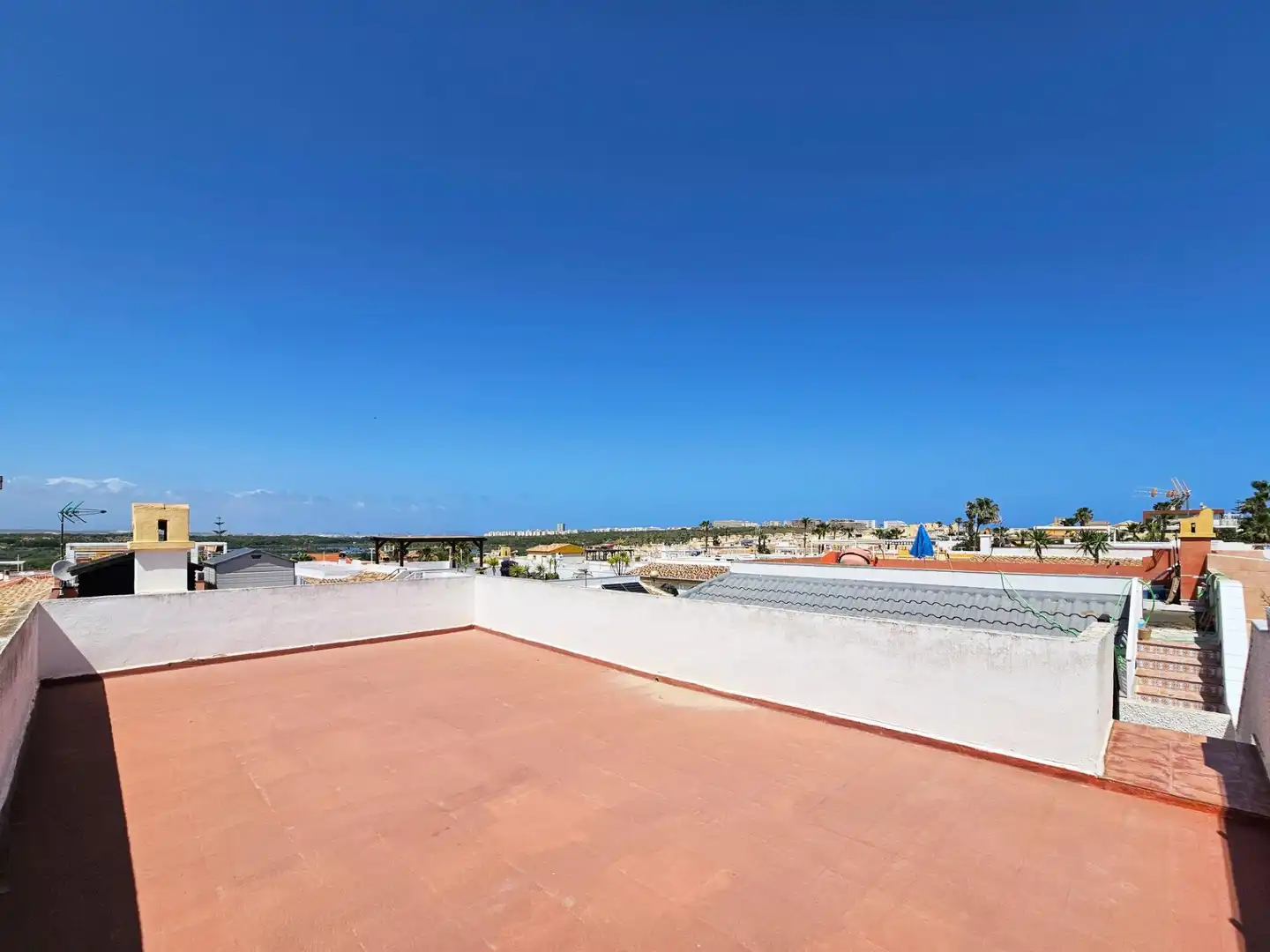 Exterior view of Houses for sale in Santa Pola  with Private garden, Terrace and Furnished