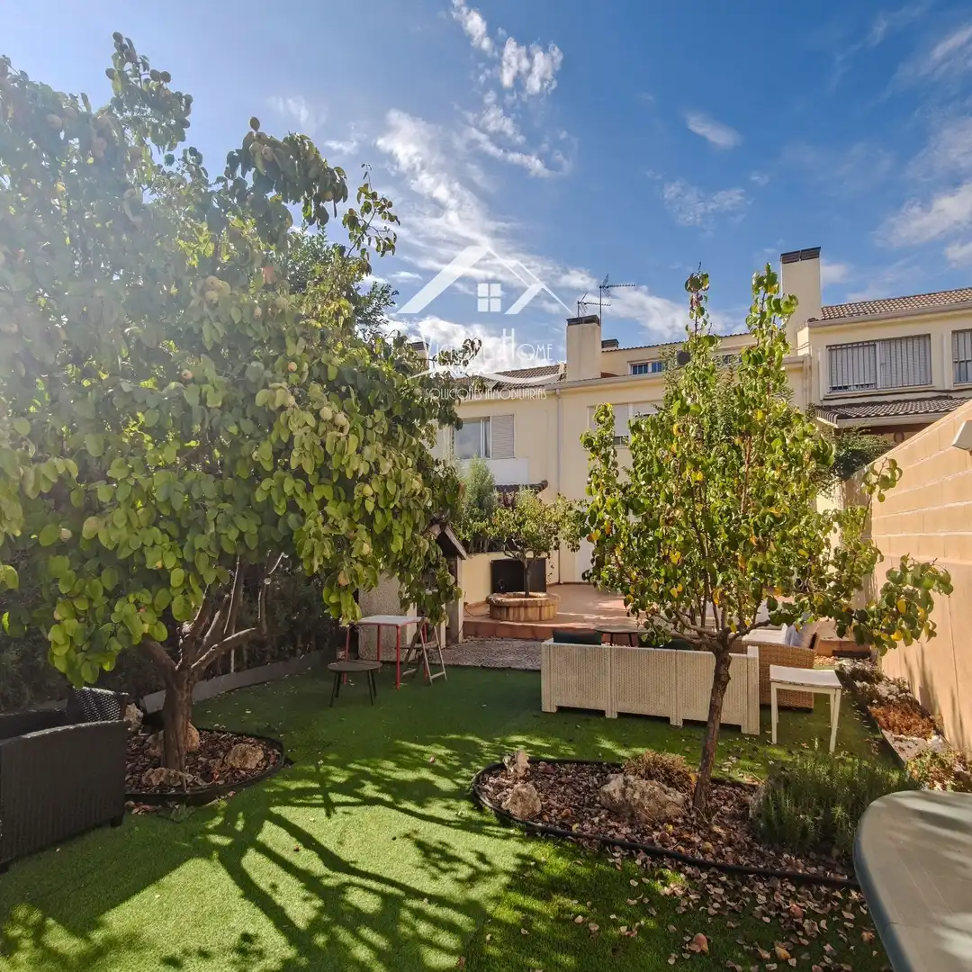Terraza de Casa adosada en venta en Rivas-Vaciamadrid con Aire acondicionado, Calefacción y Jardín privado