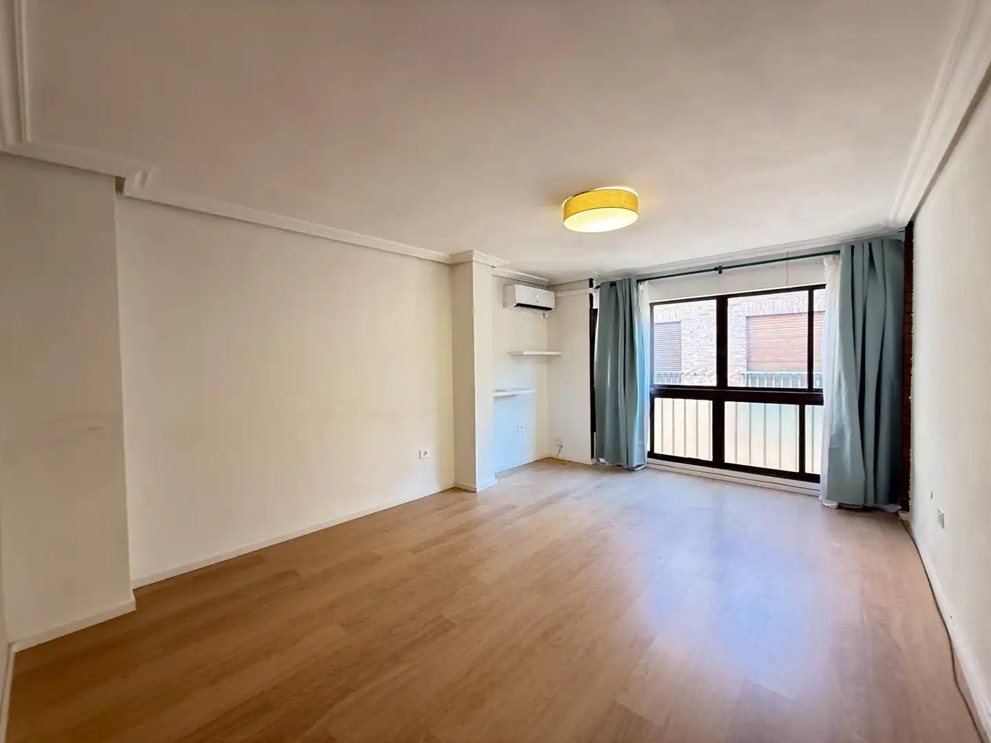 Dormitori de Apartament de lloguer en Murcia amb Aire condicionat i Calefacció