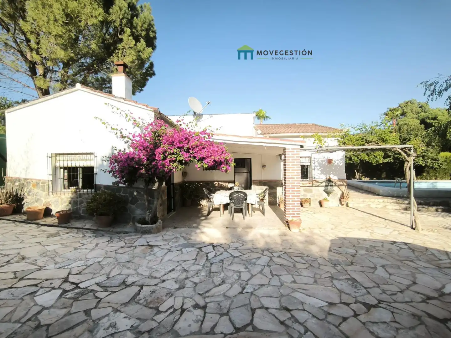 Maison avec piscine à vendre à Benaocaz