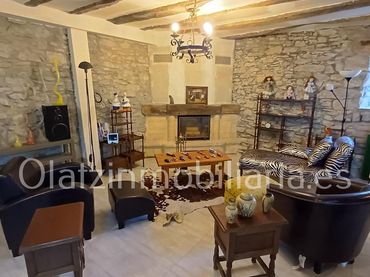 Casa amb balcó en venda a Valle de Mena