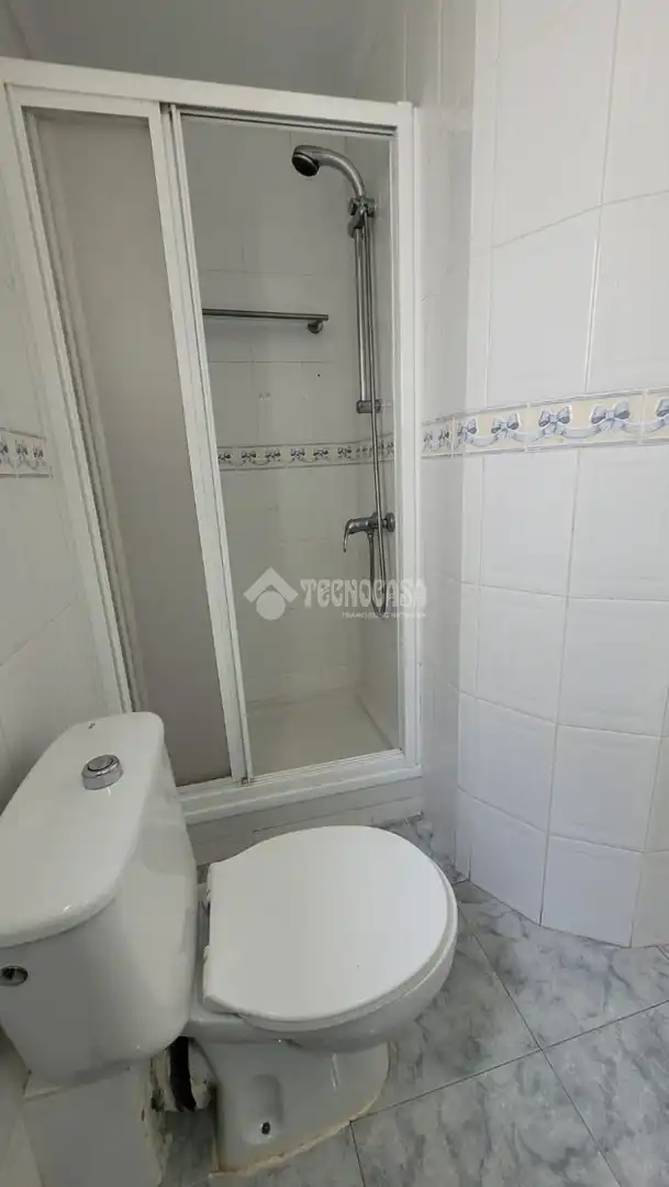 Baño de Piso en venta en Sevilla
