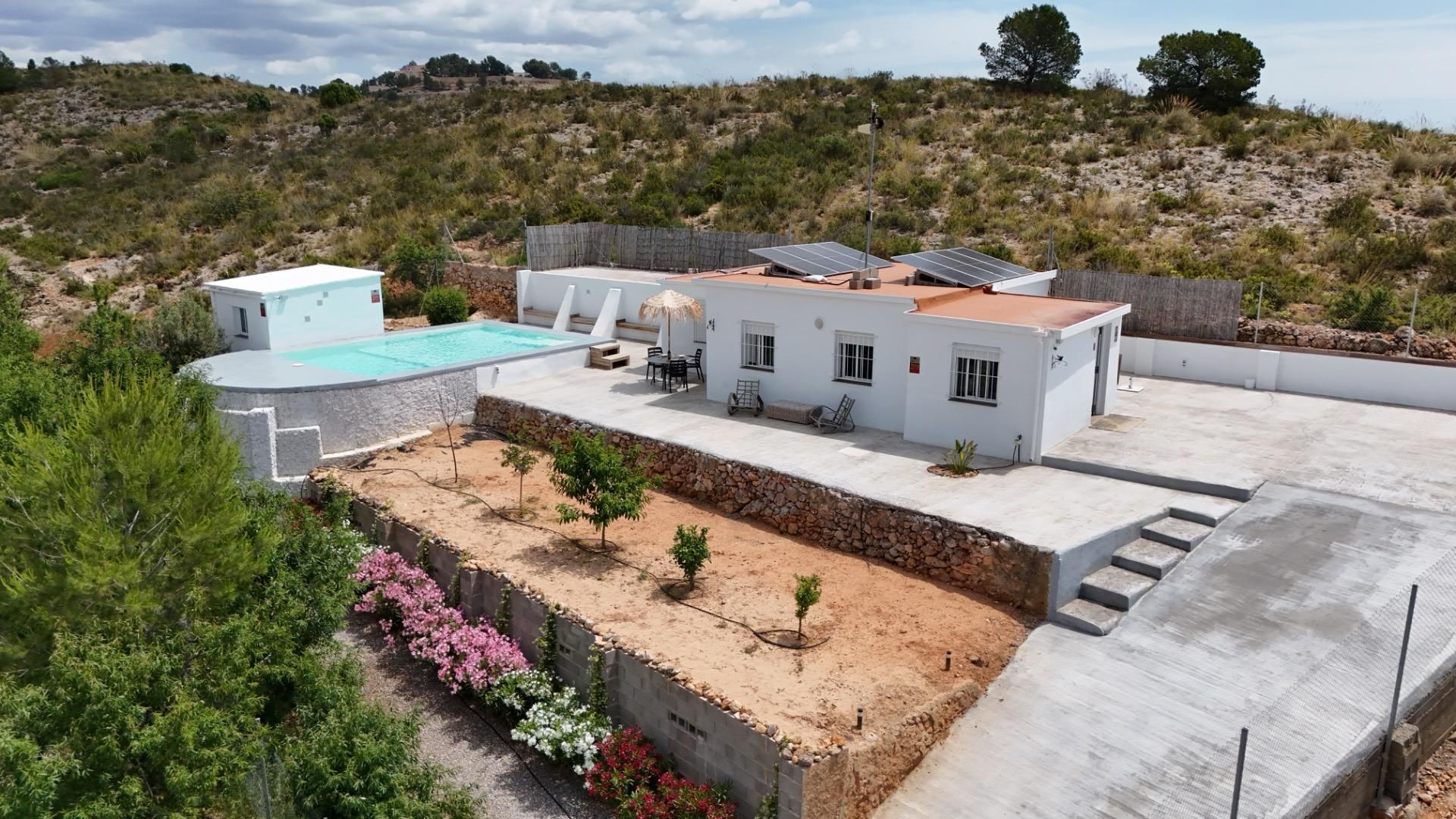 Exterior view of House or chalet for sale in Llíria  with Private garden, Terrace and Storage room