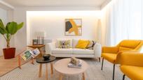 Sala d'estar de Àtic en venda en Vigo  amb Calefacció, Terrassa i Traster