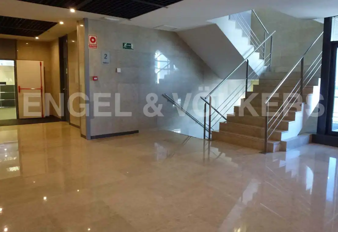 Oficina amb ascensor de lloguer a Zona Industrial, imagen 7