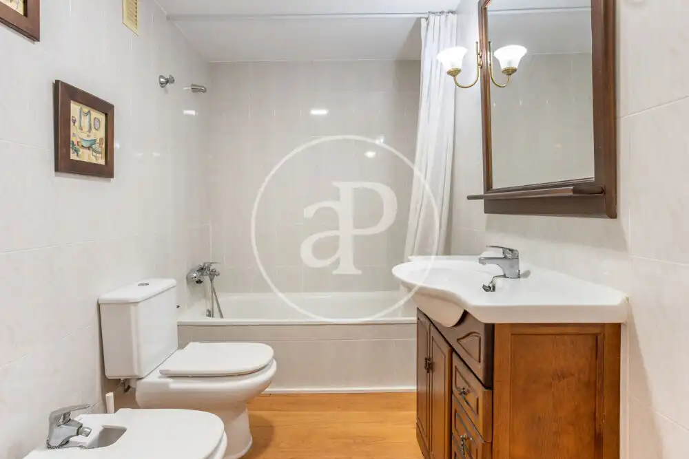 Bathroom of Flat for sale in Alboraya  with Air Conditioner, Heating and Balcony