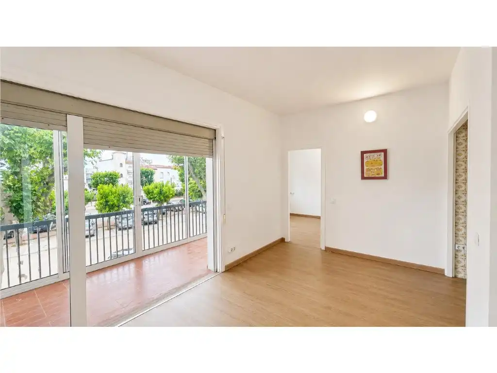 Bedroom of Flat for sale in Empuriabrava