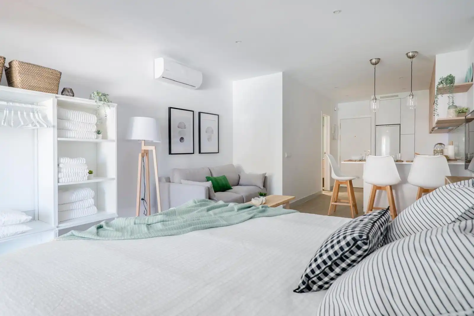 Bedroom of Study for sale in Marbella  with Air Conditioner, Heating and Terrace