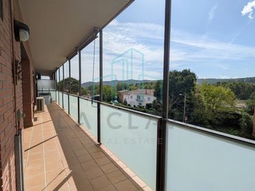 Appartamento con balcone in vendita a Avinguda Prat de la Riba