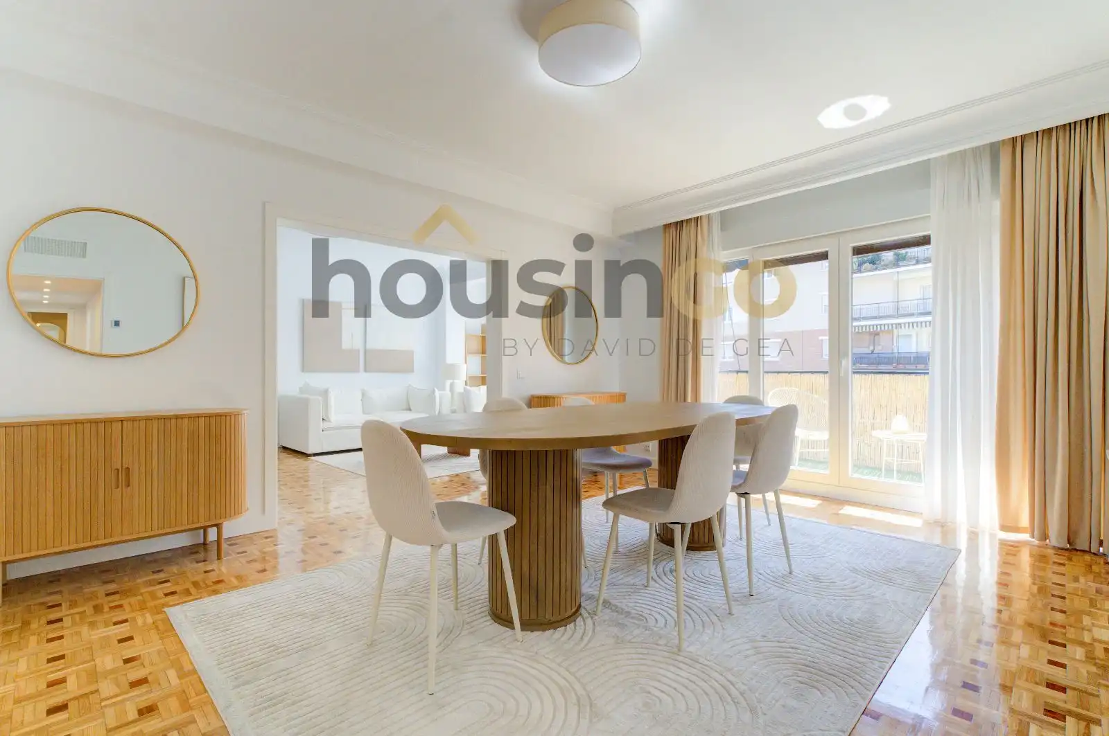 Dining room of Flat for rent in Madrid  with Air Conditioner, Parquet flooring and Terrace
