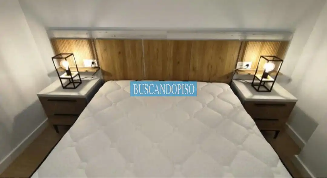 Schlafzimmer von Wohnungen zur Miete in  Logroño mit Heizung, Parkett und Abstellraum