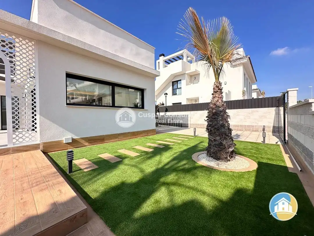 Jardín de Casa o chalet en venta en Rojales con Aire acondicionado, Calefacción y Jardín privado
