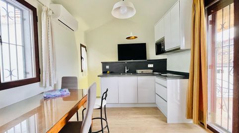 Foto 2 von Maisonette zur Miete in Reyes Católicos, Centro - Sagrario, Granada Capital